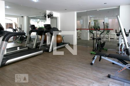 Apartamento para alugar com 43m², 1 quarto e 1 vaga Apartamento para alugar com 43m², 1 quarto e 1 vagaÁrea comum - Academia