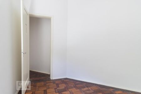 Quarto 1 de apartamento para alugar com 2 quartos, 75m² em São João, Porto Alegre