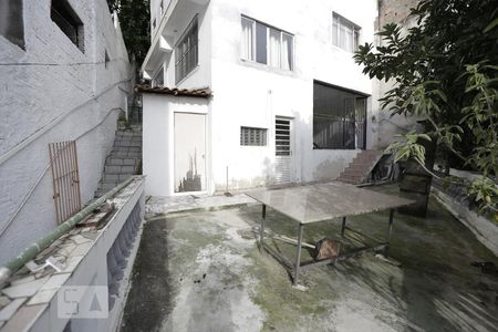 Casa à venda com 412m², 6 quartos e 4 vagasFachada