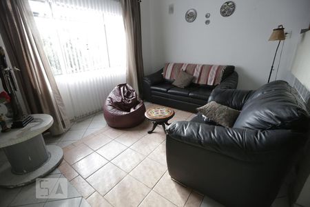 Casa à venda com 412m², 6 quartos e 4 vagasSala