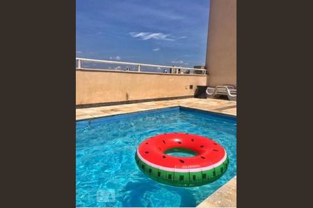 Apartamento à venda com 90m², 3 quartos e 2 vagasÁrea comum - Piscina