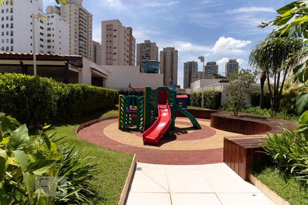 Apartamento para alugar com 76m², 2 quartos e 1 vaga Apartamento para alugar com 76m², 2 quartos e 1 vagaÁrea Comum - Playground
