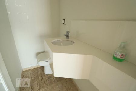 Lavabo de casa para alugar com 4 quartos, 170m² em Vila Odete, São Bernardo do Campo