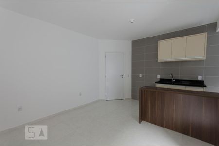 Sala de apartamento para alugar com 2 quartos, 58m² em Ingleses do Rio Vermelho , Florianópolis