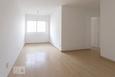 Sala de apartamento para alugar com 2 quartos, 70m² em Vila Olímpia, São Paulo