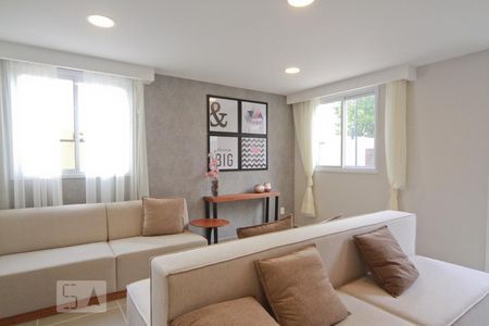 Apartamento à venda com 41m², 2 quartos e sem vagaÁrea comum - Salão de festas