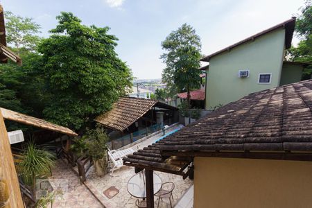 Casa de condomínio à venda com 250m², 5 quartos e 5 vagasVista da Varanda da Suíte (2º andar)