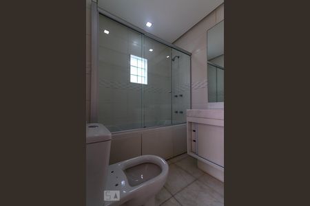 Apartamento à venda com 355m², 4 quartos e 4 vagas Apartamento à venda com 355m², 4 quartos e 4 vagasBanheiro da Suíte 4