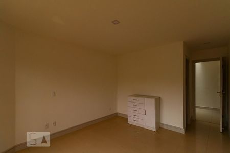 Apartamento à venda com 355m², 4 quartos e 4 vagas Apartamento à venda com 355m², 4 quartos e 4 vagasSuíte 3