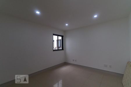 Apartamento à venda com 355m², 4 quartos e 4 vagas Apartamento à venda com 355m², 4 quartos e 4 vagasSuíte 1
