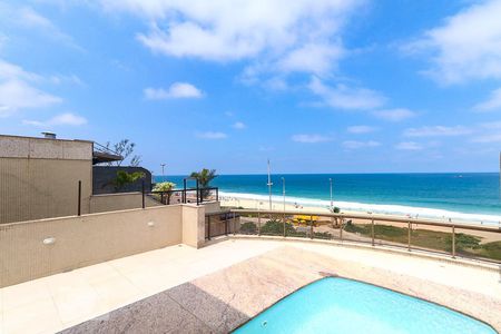 Apartamento à venda com 355m², 4 quartos e 4 vagas Apartamento à venda com 355m², 4 quartos e 4 vagasÁrea Externa