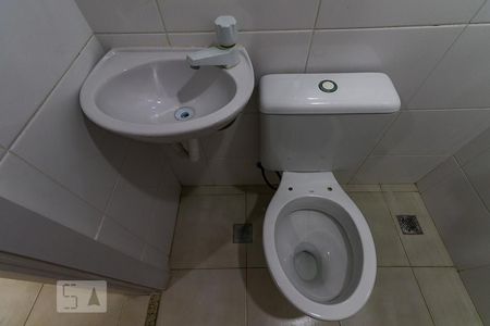 Apartamento à venda com 355m², 4 quartos e 4 vagas Apartamento à venda com 355m², 4 quartos e 4 vagasBanheiro de Serviço