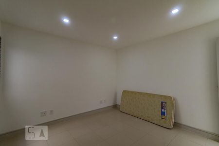 Apartamento à venda com 355m², 4 quartos e 4 vagas Apartamento à venda com 355m², 4 quartos e 4 vagasSuíte 1