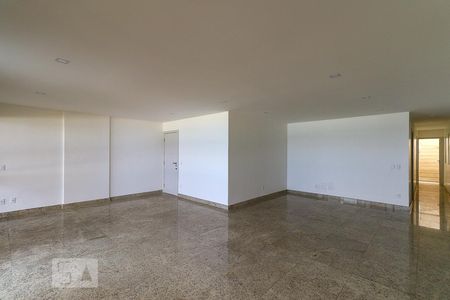 Apartamento à venda com 355m², 4 quartos e 4 vagas Apartamento à venda com 355m², 4 quartos e 4 vagasSala