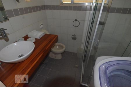Banheiro de apartamento à venda com 1 quarto, 40m² em Copacabana, Rio de Janeiro