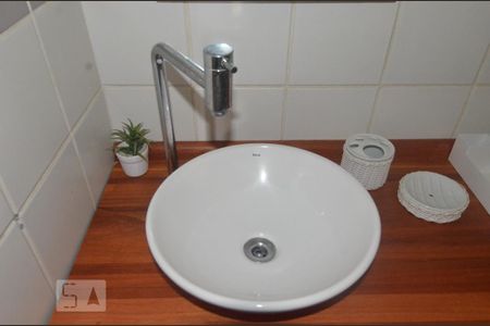 Banheiro de apartamento à venda com 1 quarto, 40m² em Copacabana, Rio de Janeiro