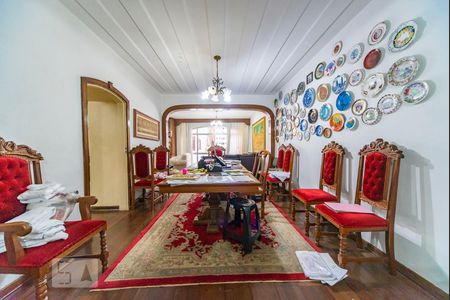 Apartamento à venda com 311m², 5 quartos e 3 vagas Apartamento à venda com 311m², 5 quartos e 3 vagasSala de Jantar