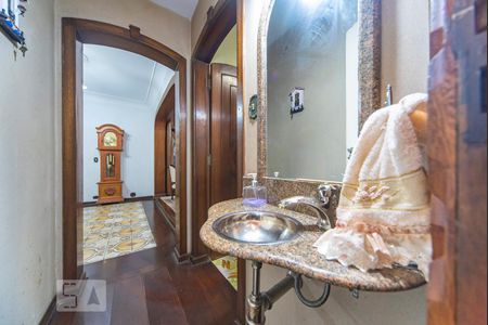 Apartamento à venda com 311m², 5 quartos e 3 vagas Apartamento à venda com 311m², 5 quartos e 3 vagasLavabo