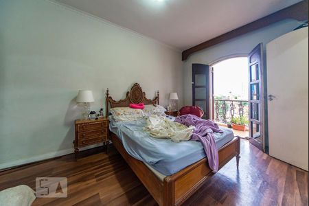 Apartamento à venda com 311m², 5 quartos e 3 vagas Apartamento à venda com 311m², 5 quartos e 3 vagasQuarto 4