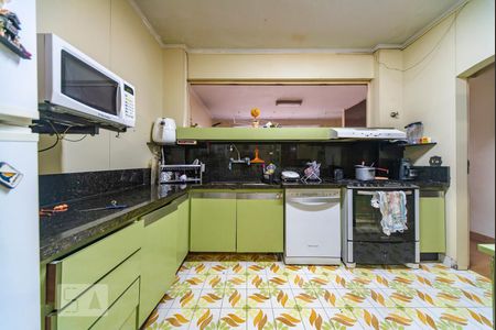 Apartamento à venda com 311m², 5 quartos e 3 vagas Apartamento à venda com 311m², 5 quartos e 3 vagasCozinha