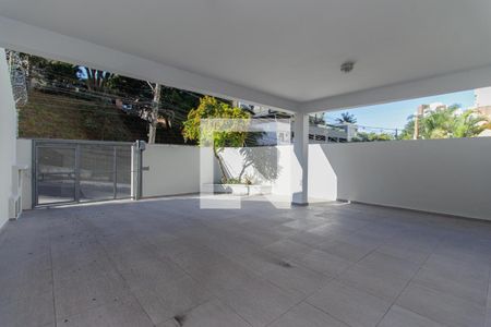 Garagem de casa à venda com 4 quartos, 477m² em Vila Mariana, São Paulo