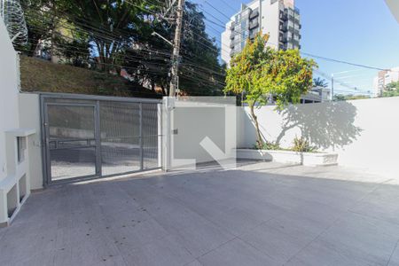 Garagem de casa à venda com 4 quartos, 477m² em Vila Mariana, São Paulo