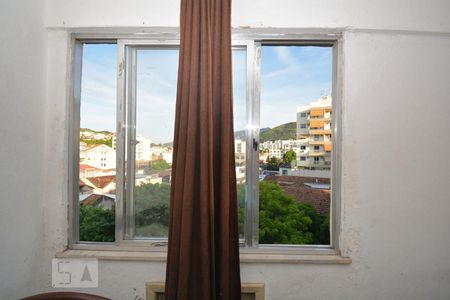 Apartamento à venda com 66m², 2 quartos e 1 vagaQuarto 2