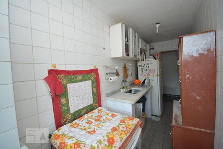 Apartamento à venda com 66m², 2 quartos e 1 vagaCozinha e Área de Serviço