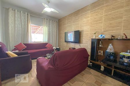 Sala de casa à venda com 3 quartos, 120m² em Brás de Pina, Rio de Janeiro