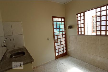 Cozinha de kitnet/studio à venda com 1 quarto, 40m² em Samambaia Norte (samambaia), Brasília