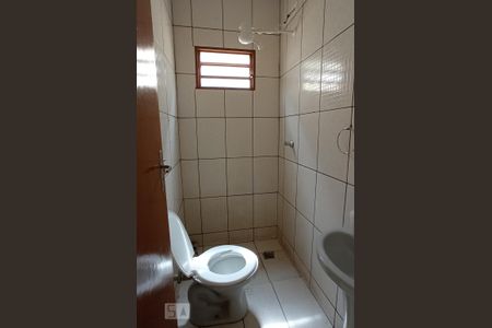 Banheiro de kitnet/studio à venda com 1 quarto, 40m² em Samambaia Norte (samambaia), Brasília