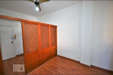 Apartamento à venda com 21m², 1 quarto e sem vagaQuarto