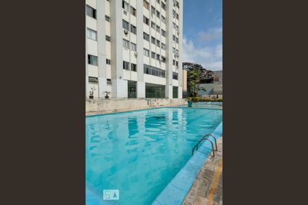 Apartamento à venda com 70m², 2 quartos e 1 vagaPiscina