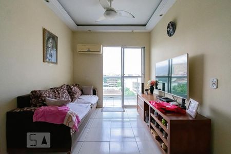 Sala de apartamento para alugar com 2 quartos, 120m² em Taquara, Rio de Janeiro