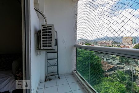 Apartamento para alugar com 120m², 2 quartos e 1 vaga Apartamento para alugar com 120m², 2 quartos e 1 vagaVaranda