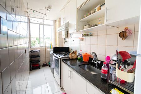 Apartamento para alugar com 120m², 2 quartos e 1 vaga Apartamento para alugar com 120m², 2 quartos e 1 vagaCozinha e Área de Serviço