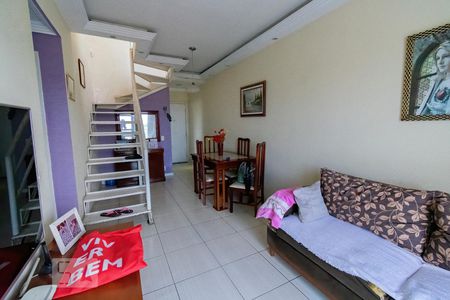 Sala de apartamento para alugar com 2 quartos, 120m² em Taquara, Rio de Janeiro
