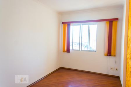 Sala de apartamento à venda com 2 quartos, 60m² em Vila Alzira, Santo André