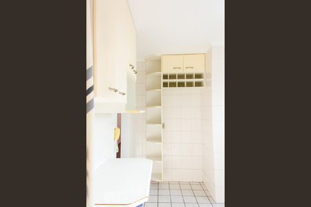 Apartamento à venda com 60m², 2 quartos e 1 vagaCozinha - Armários