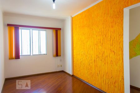 Sala de apartamento à venda com 2 quartos, 60m² em Vila Alzira, Santo André