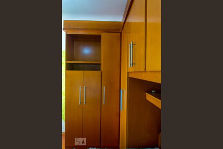 Quarto 1 - Armários de apartamento à venda com 2 quartos, 60m² em Vila Alzira, Santo André