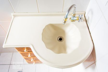 Apartamento à venda com 60m², 2 quartos e 1 vagaBanheiro - Pia