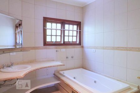 Casa à venda com 438m², 4 quartos e 6 vagasDetalhe banheiro