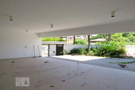 Casa à venda com 438m², 4 quartos e 6 vagasGaragem