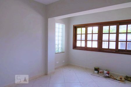 Casa à venda com 438m², 4 quartos e 6 vagasQuarto de Serviço 2