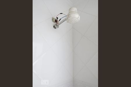 Casa à venda com 438m², 4 quartos e 6 vagasBanheiro de Serviço 1