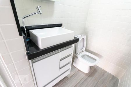 Lavabo de apartamento para alugar com 3 quartos, 120m² em Campestre, Santo André