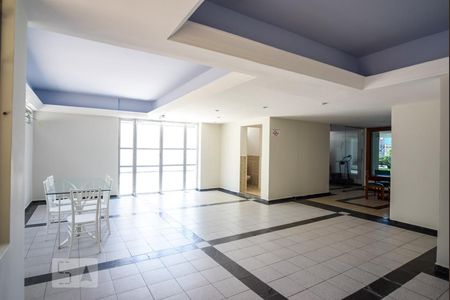 Apartamento à venda com 70m², 2 quartos e 1 vaga Apartamento à venda com 70m², 2 quartos e 1 vagaÁrea comum - Salão de festas