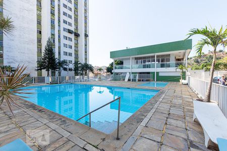 Apartamento à venda com 56m², 2 quartos e 1 vagaÁrea comum - Piscina