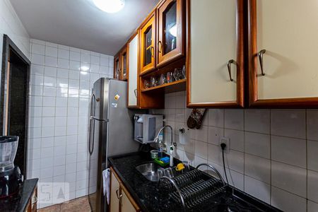 Apartamento à venda com 56m², 2 quartos e 1 vagaCozinha 